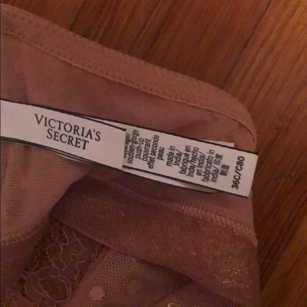 Victoria Secret bra - Picture 4 of 4